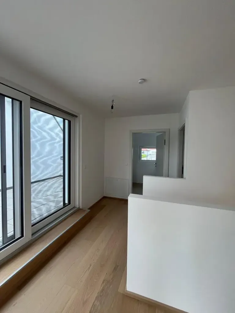 Toad - Semi-Detached House with Garden in Guntramsdorf