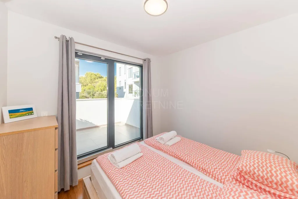 Magamistoad - Luxury Apartment with Sea View in Primošten
