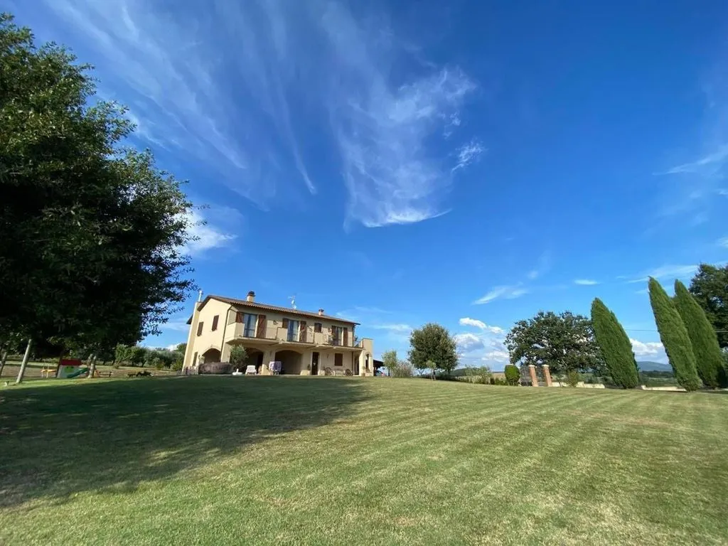 Välivaade - Historic Umbrian Farmhouse with Panoramic Views in Montecastrilli