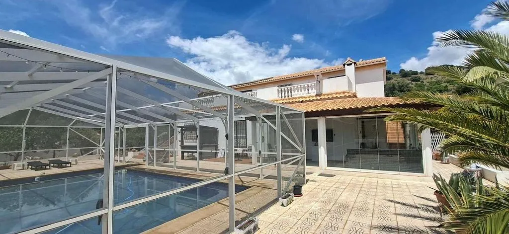 Piscine - Villa with Pool and Terrace in Vélez-Rubio