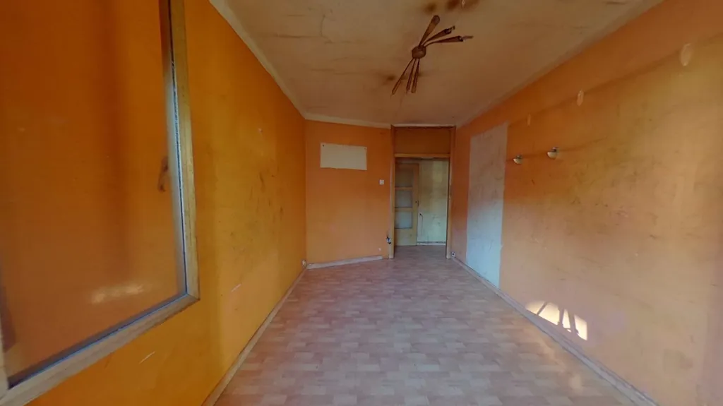 Entrée - Flat with Metro Access in Cornellà de Llobregat