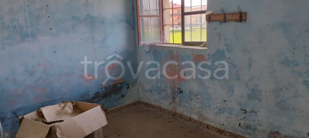 Pièces - Rustic House with Private Garden near Busca