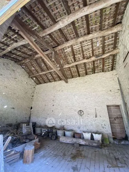 Pesuköök - Rustic Stone Farmhouse with Vineyard in Canossa