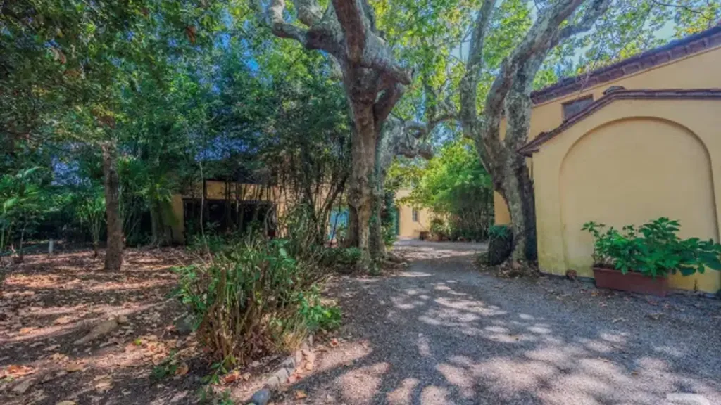Välivaade - Historic Villa with Garden in Lucca