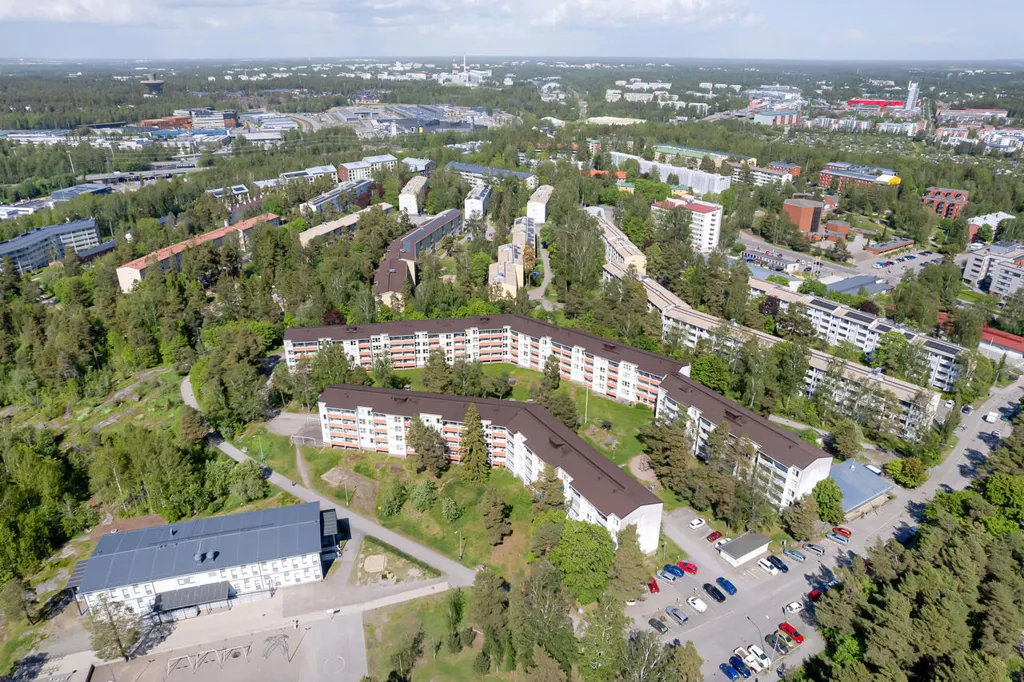 Aerial - Compact Flat with Sauna in Roihuvuori, Helsinki
