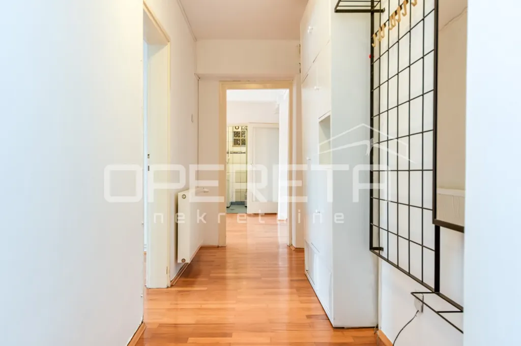 Esik - Apartment with Elevator in Central Zagreb