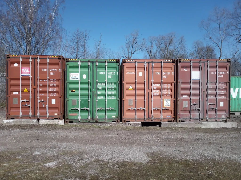 Aed - Strategically Located Container in Pärnu