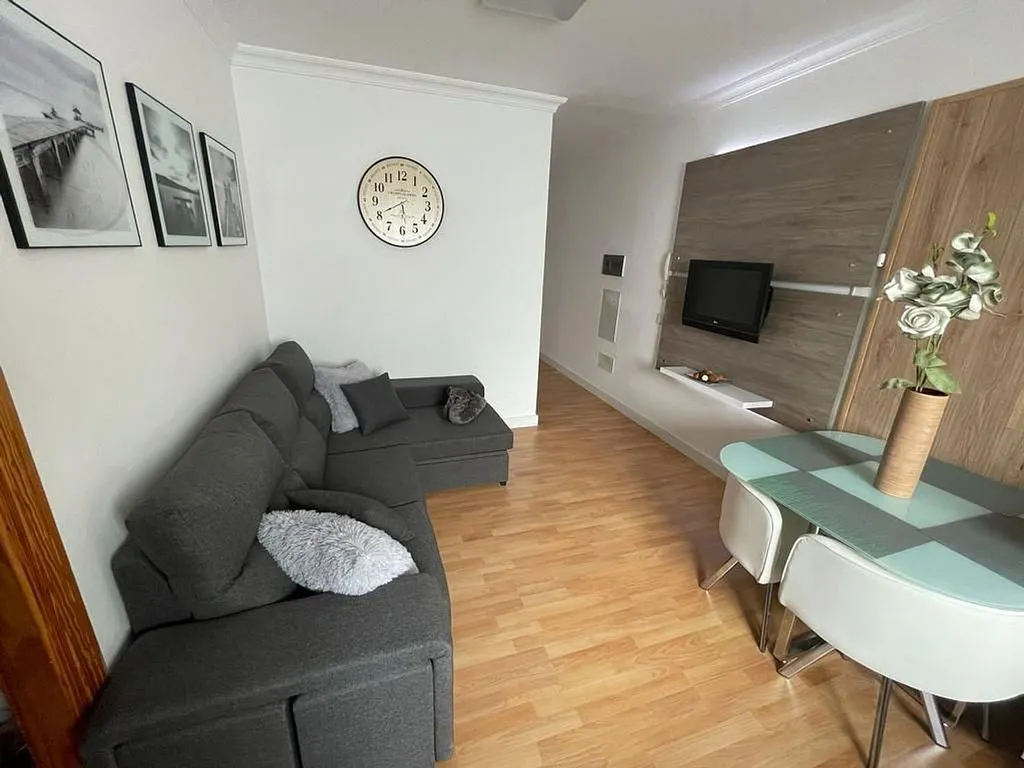 Soggiorno - Spacious Flat with South Orientation in Calle Almagro