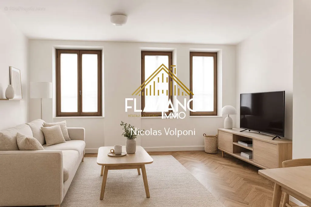 Séjour - Appartement Rénové au Centre de Barcelonnette