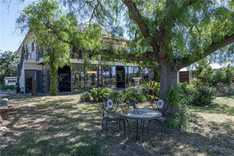 Aed - Rustic Finca with Pool near Palma