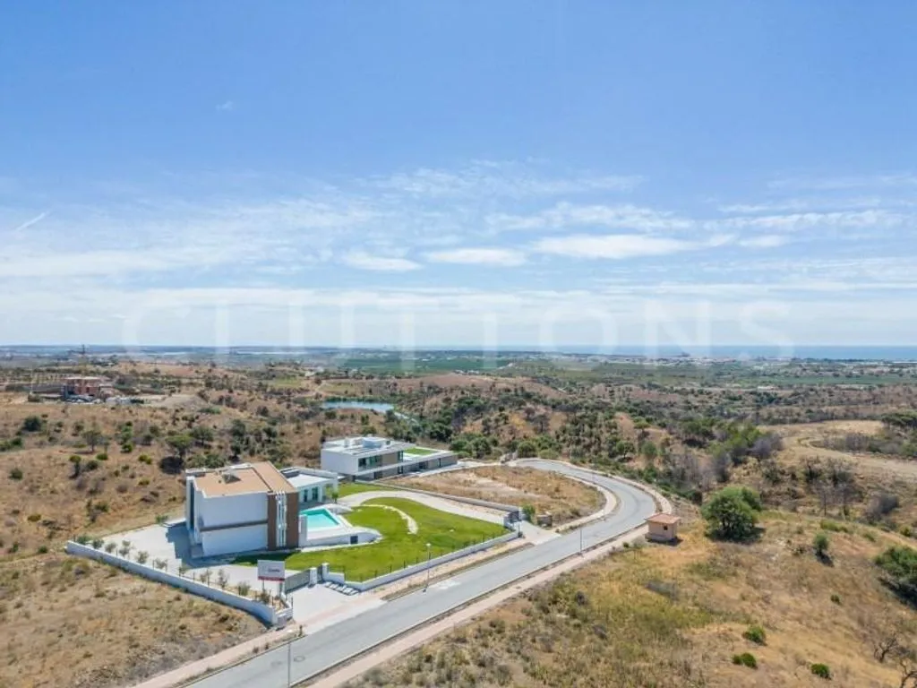 Vue aérienne - Building Land with Sea View in Monte Rei