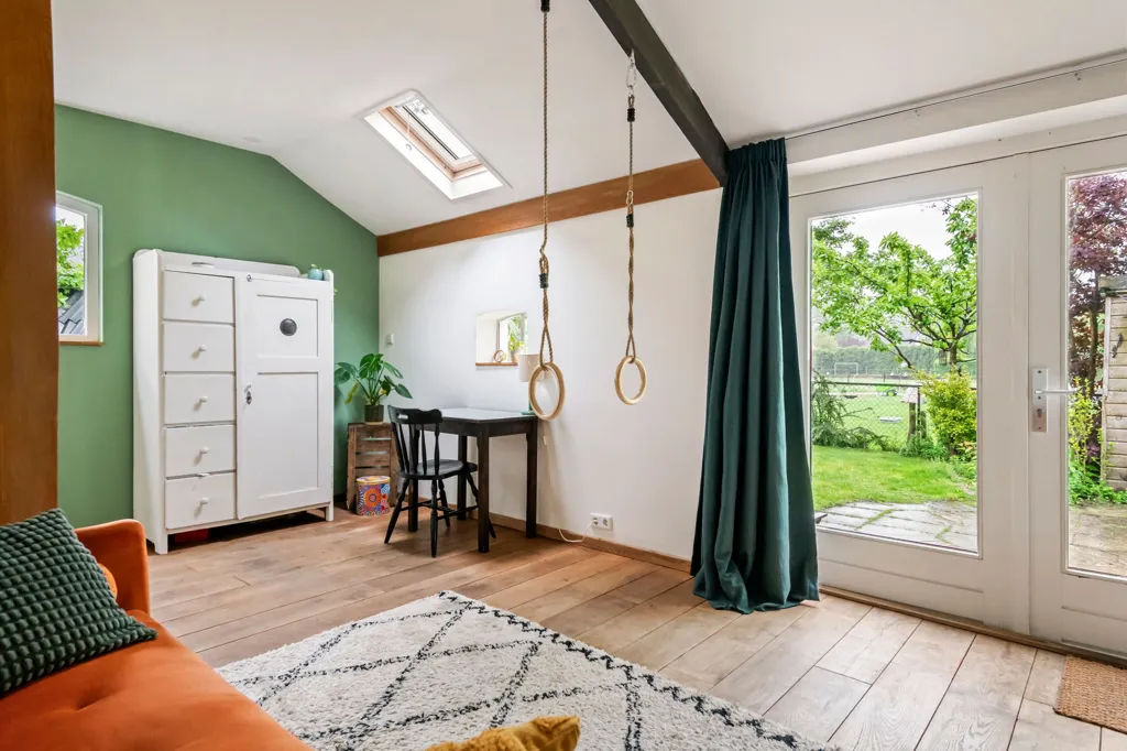 Séjour - Charming Free-Standing House with Garden View in Deil