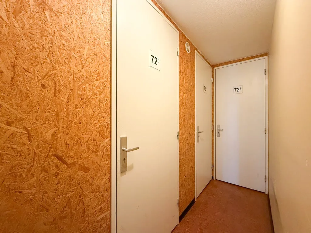 Entrée - Light 3-Bedroom Apartment in Central Amsterdam