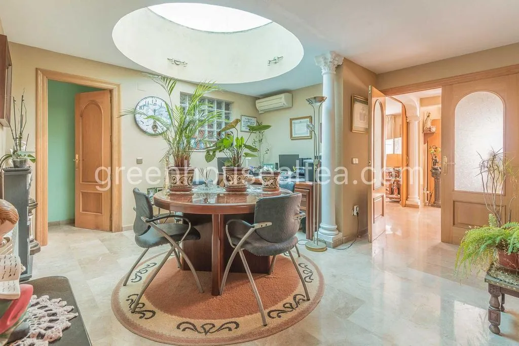 Dining Room - Luxury Villa with Pool in L'Alfàs del Pi