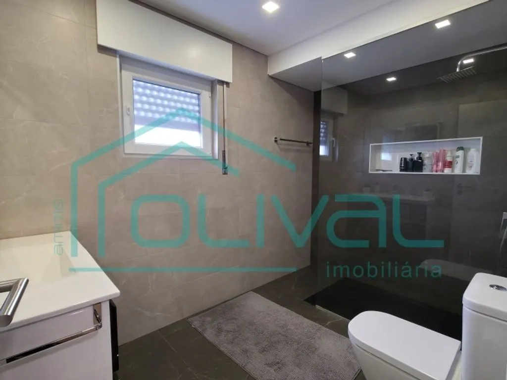 Bagni - Luxury Flat with River View in Póvoa de Santa Iria