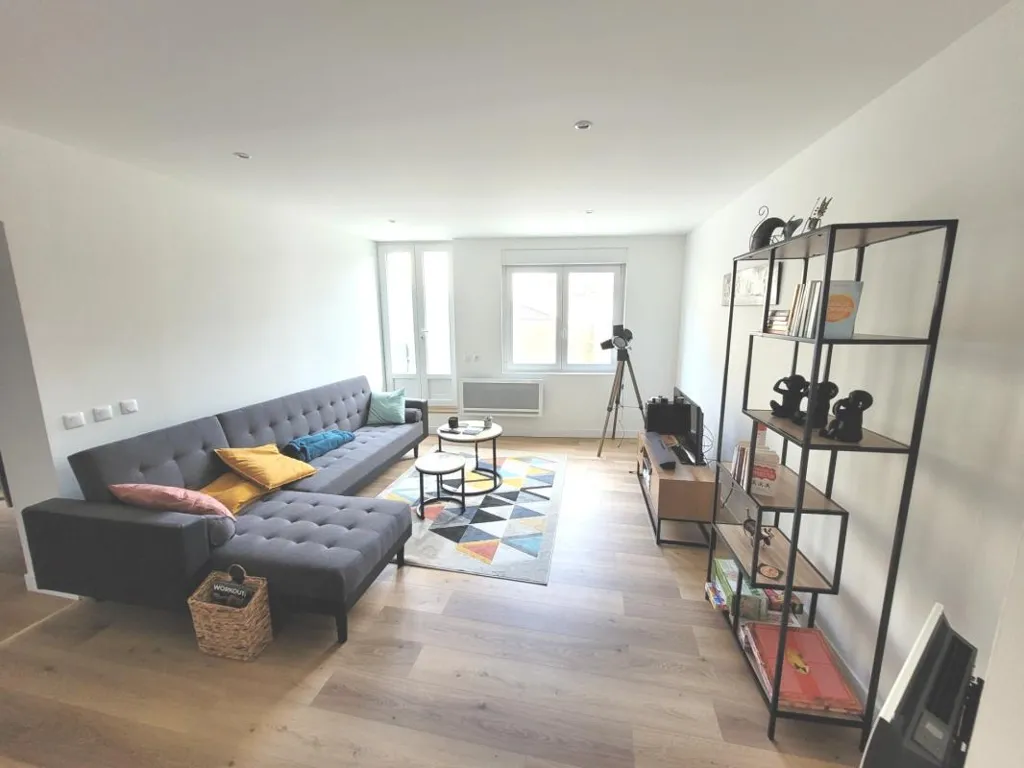 Elutuba - Furnished Flat with Terrace in Bethune