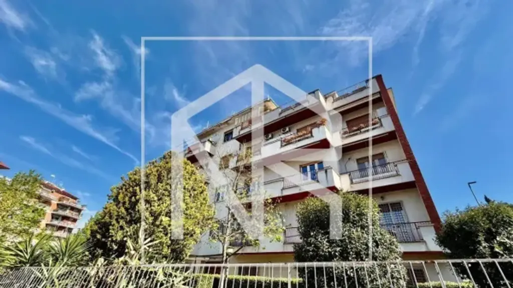 Välivaade - Ristruttured Apartment with Balcony in Rome
