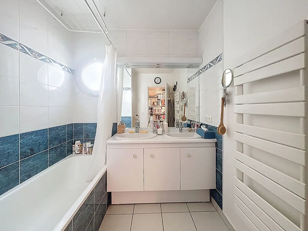 Bagni - Apartment with Terrace in Suresnes Centre