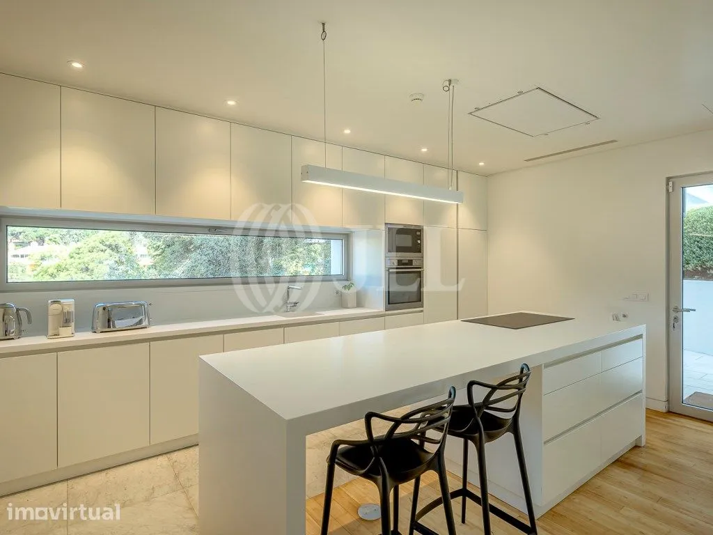 Cuisine - Contemporary Villa with Pool in Estoril, Cascais