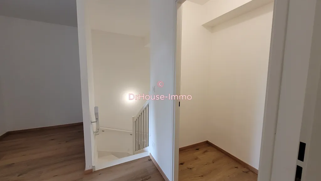 Hallway - Duplex with Garden in Pessac, Bordeaux