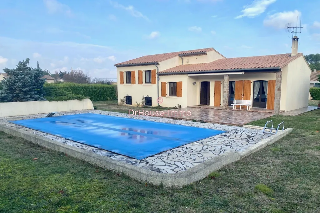 Bassein - Traditional Villa with Pool in Lavalette