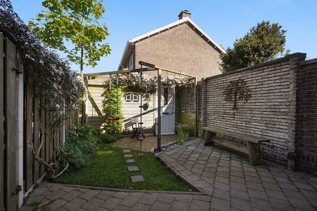 4-toaline maja asukohas Den Haag