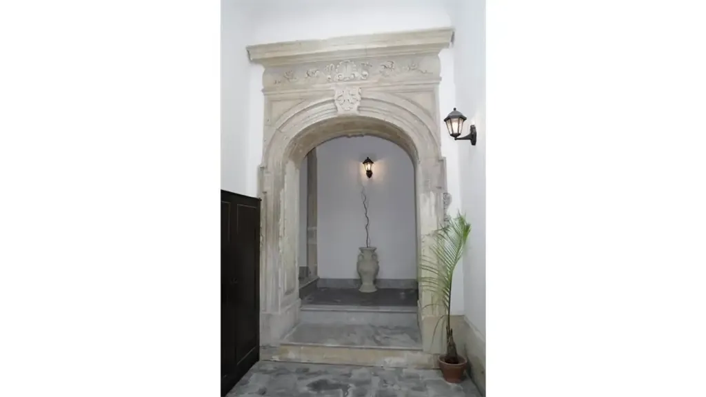 Esik - Rustic Apartment with Central Location in Siracusa