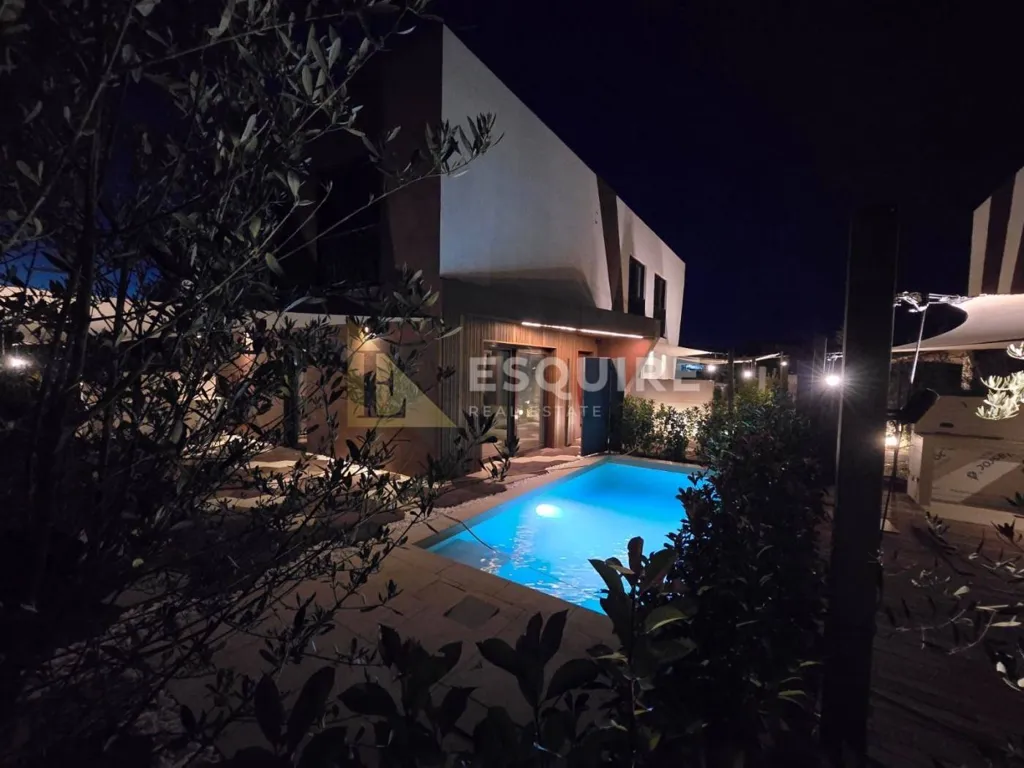Bassein - Smart Home Villa with Private Pools in Nin