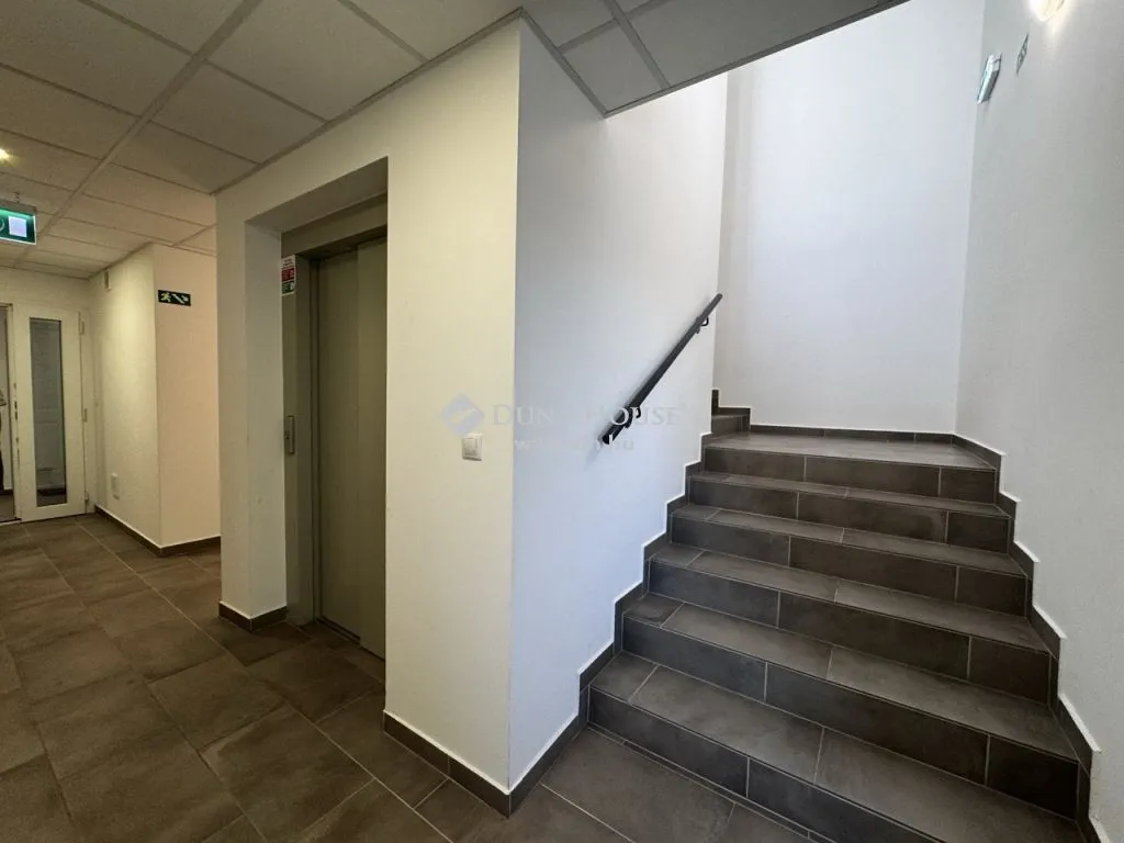 Esik - Modern Flat with Balcony in Győr