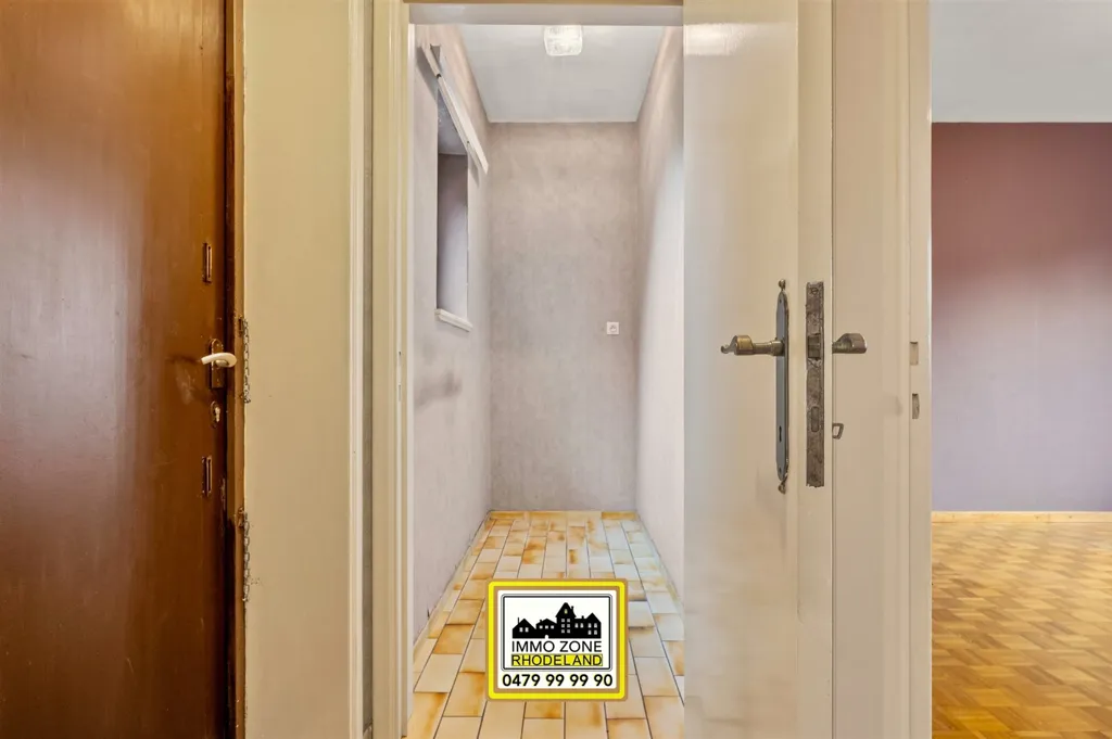 Hallway - Spacious Bungalow with Garden in Oosterzele