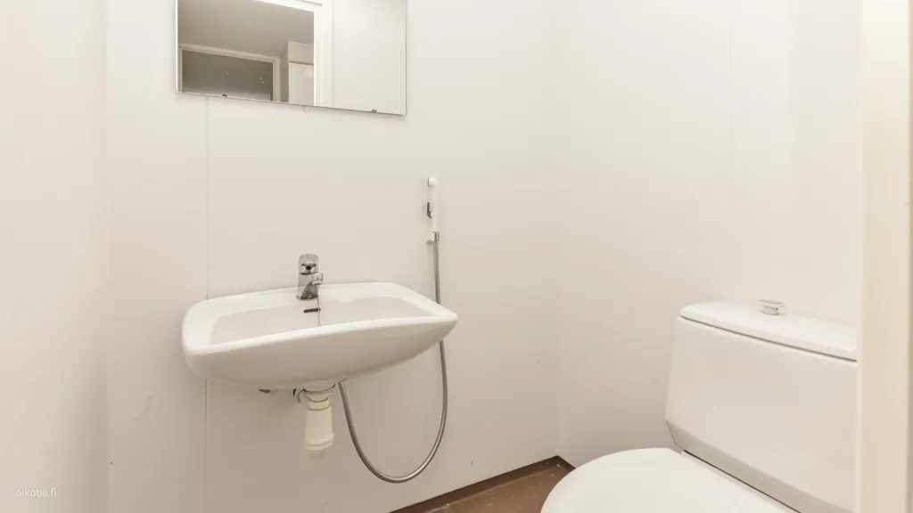 Vannitoad - Spacious Apartment with Balcony in Mikkola, Vantaa