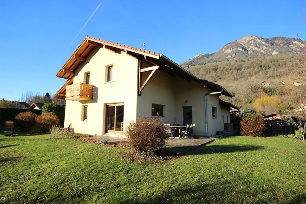 Välivaade - Modernised House with Mountain View in Marignier