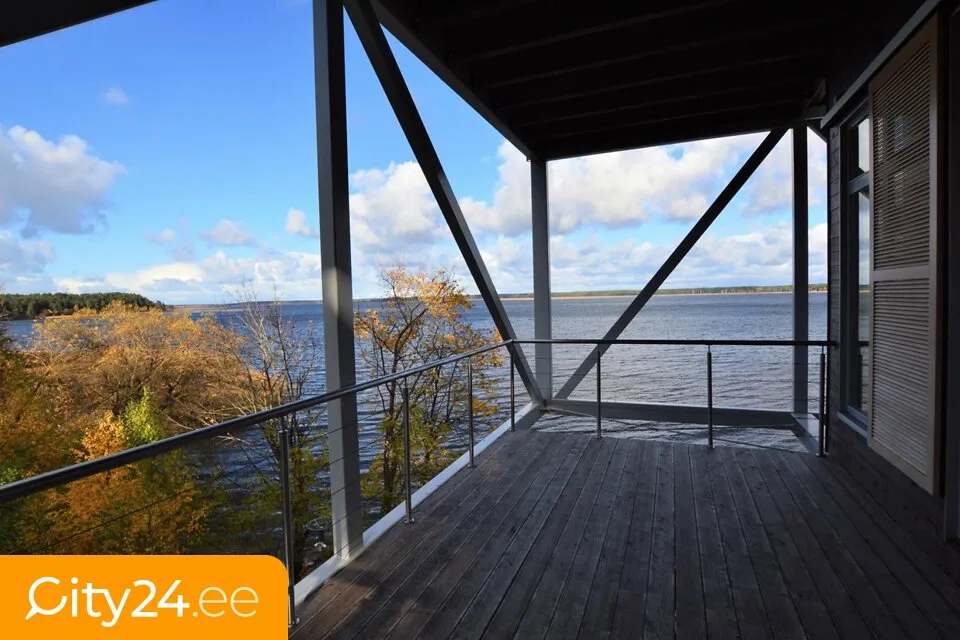 Balcony - Architectural Gem by the Lake in Latvia