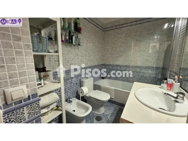 Salles de bain - Apartment with Balcony in Cádiz Centre