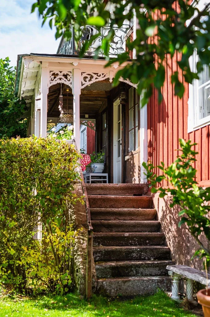 8-toaline maja asukohas Ödeshögs kommun