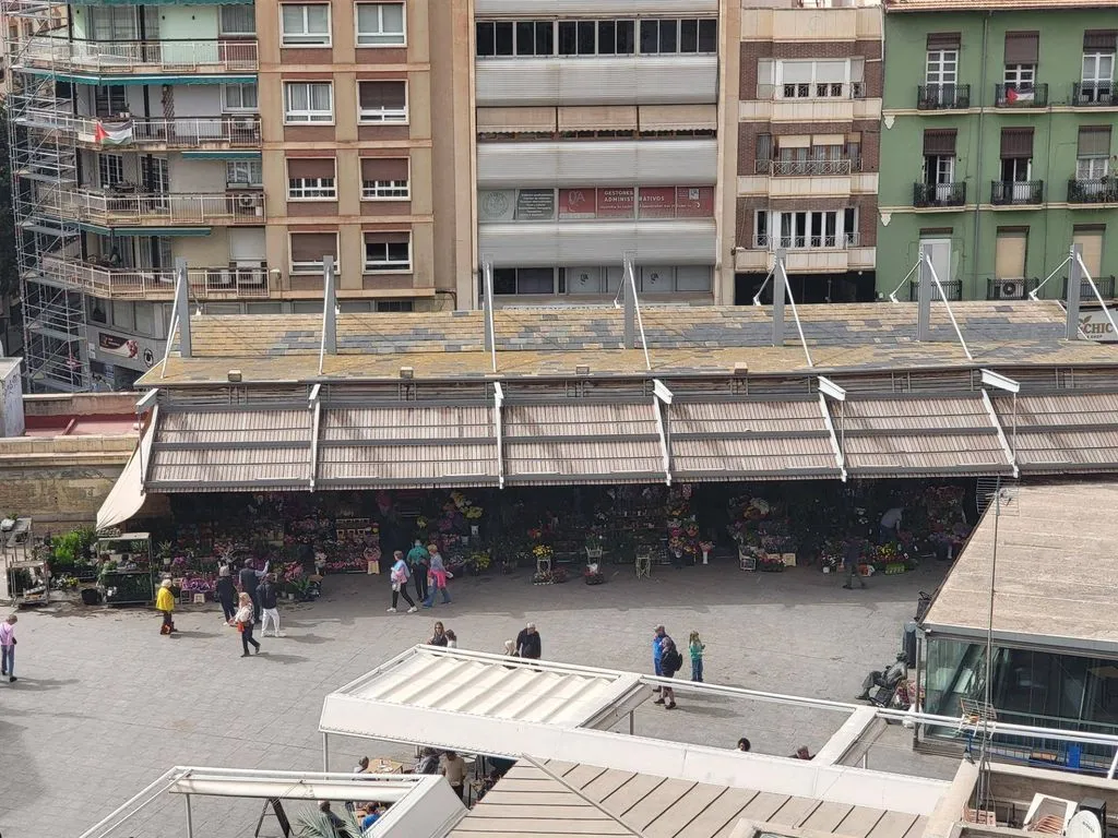 Luxury Flat with Plaza View in Alicante