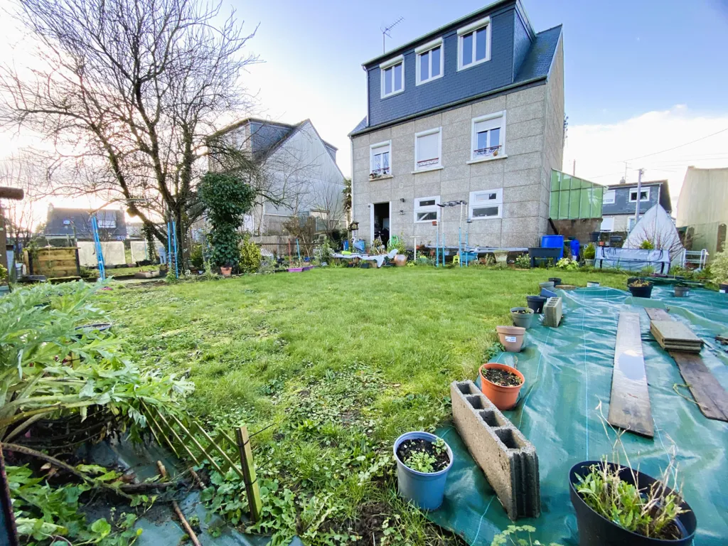 Jardin - Maison Viagère avec Jardin à Guingamp