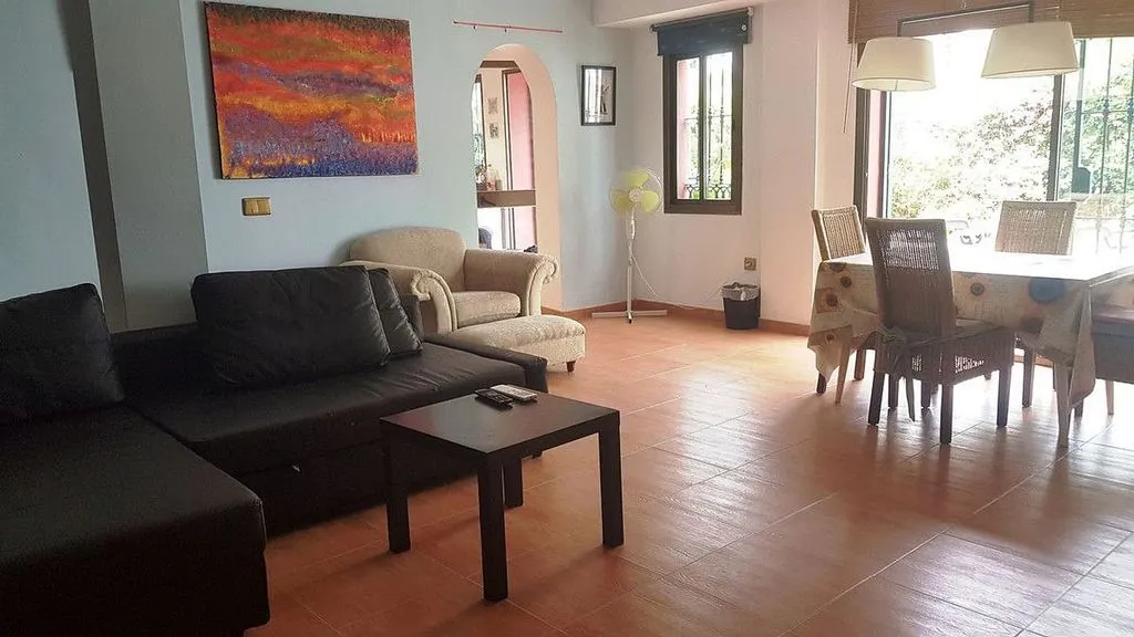 Elutuba - Chalet with Pool in Casco Antiguo