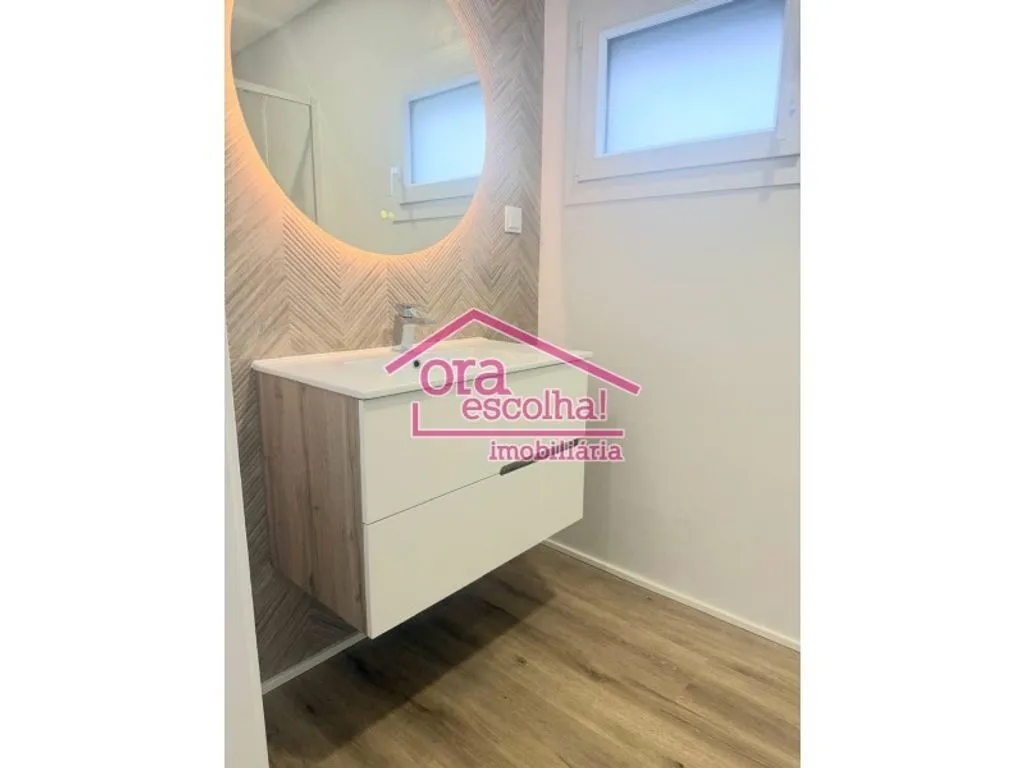 Salles de bain - New Detached House with Pool in Seixal