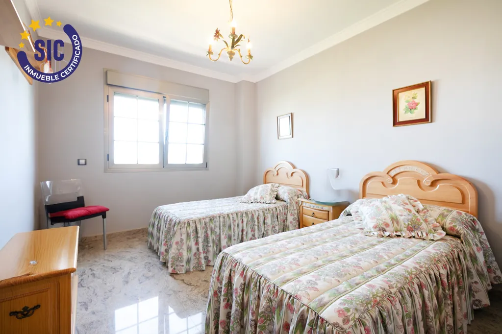 Chambres - Independent House with Pool in Gandia