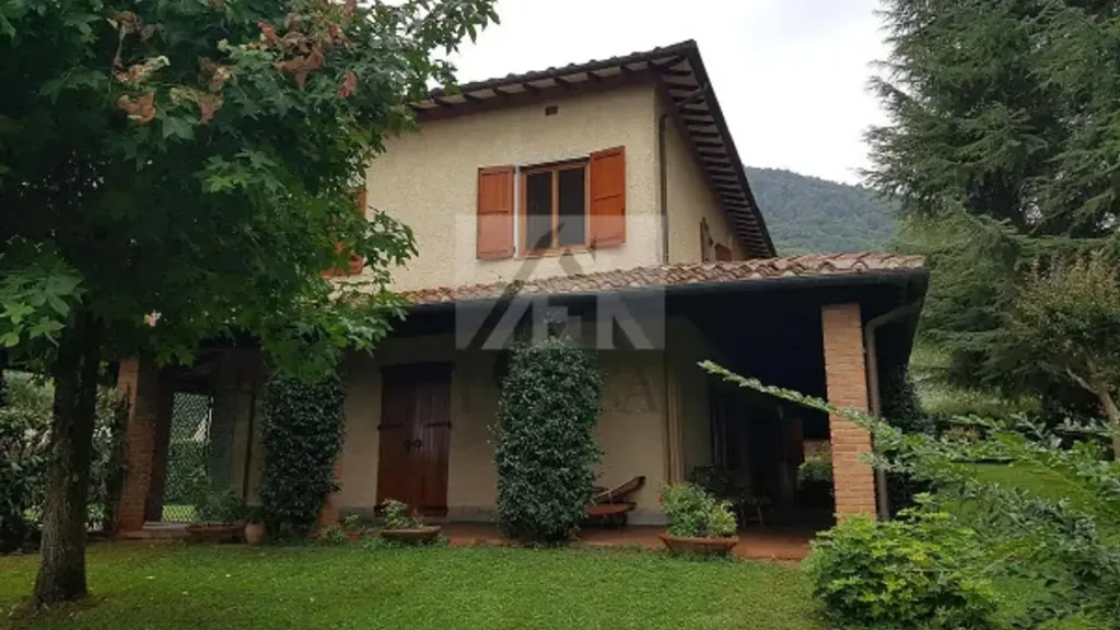 Välivaade - Rustic Villa with Garden in Lucca