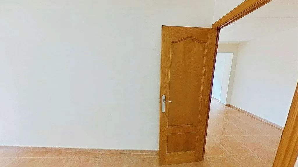 hallway_entrance