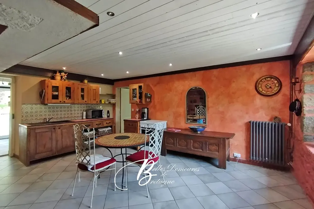 Salle à manger - Propriété avec Trois Longères et Piscine à Ria d'Etel