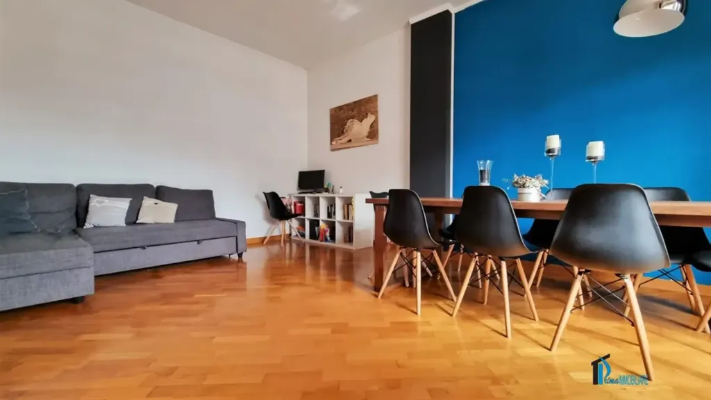 Salle à manger - Rearranged Apartment with Terrace in Terni