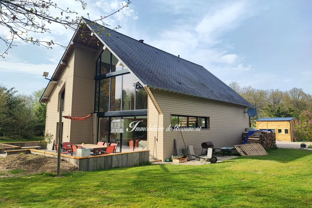Esterno - Recent House with Woodland View in Barc