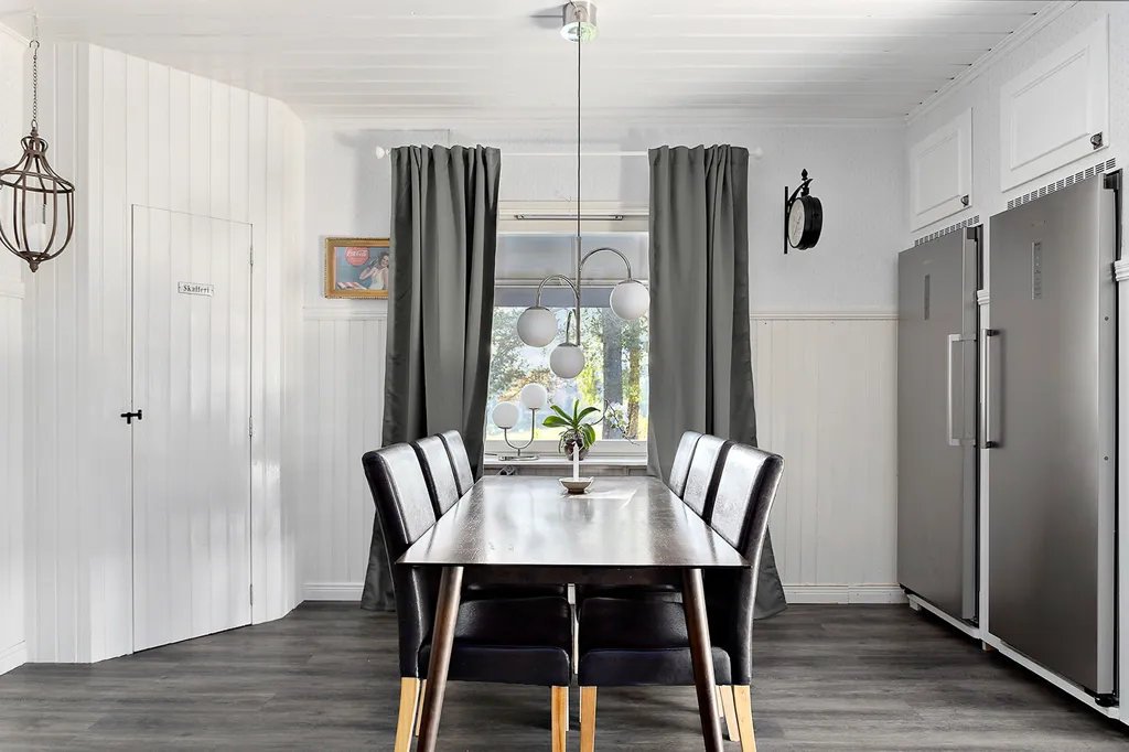 Salle à manger - Charming Villa with Garden in Countryside