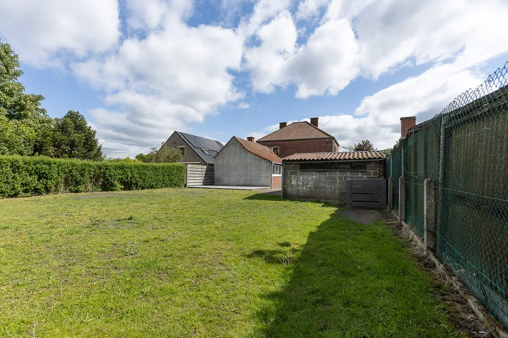 Jardin - Maison avec Jardin et Garage à Aalter