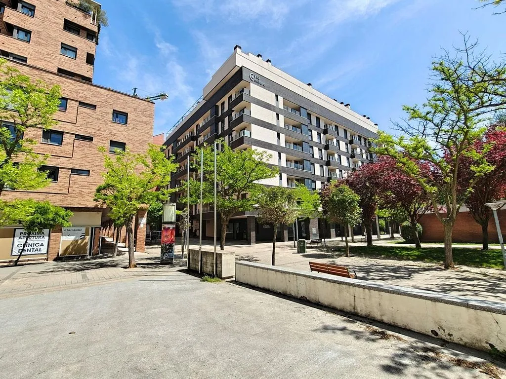 Jardin - Modern Apartment with Pool in Parquesol