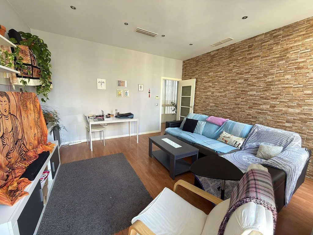 Séjour - Reformed Apartment with Balcony in Cádiz