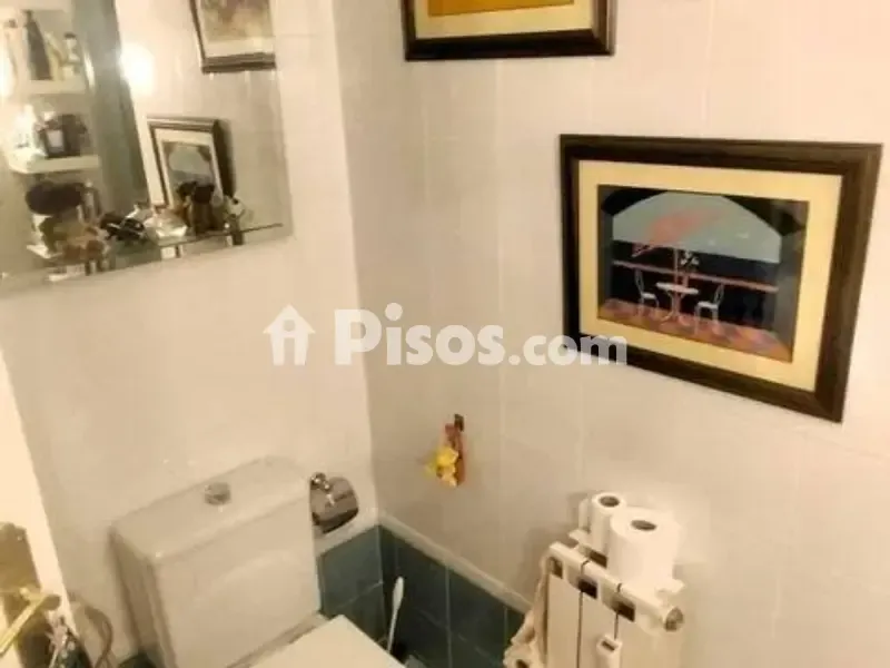 Salles de bain - Appartement 2 pièces à ES